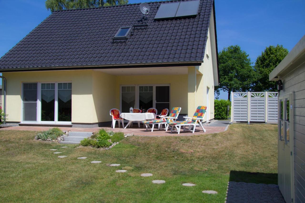 Ferienhaus Ellernblick Mit Sauna Steffenshagen Exterior photo
